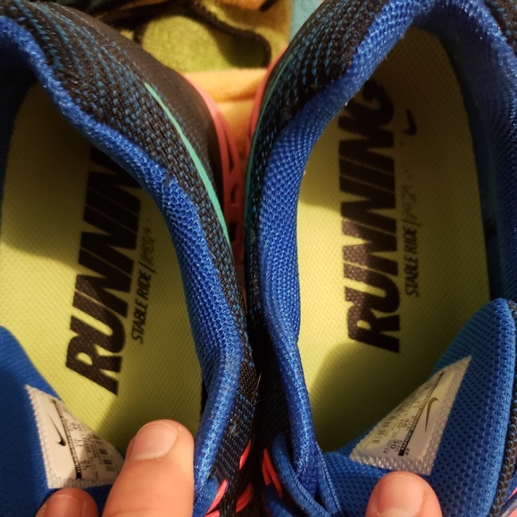 Mens Nike Zoom Structure 18 (size 12) - Picture 4 of 4